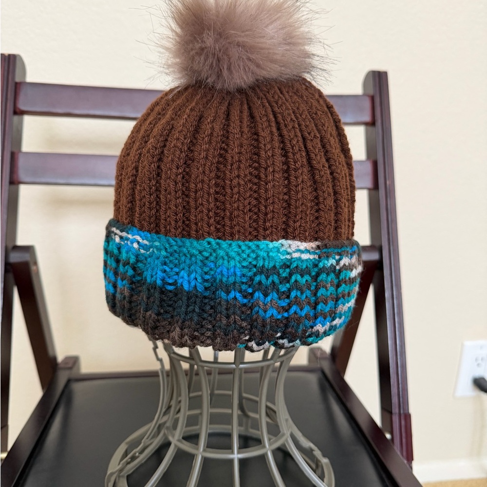Stylish Brown and Blue Women's Pom-Pom Beanie